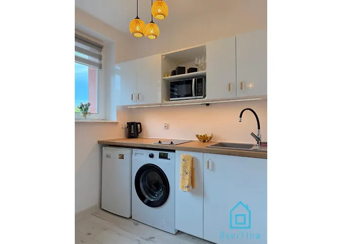 Honey Apartment- Cozy Retreat, 10 Minutes To Gdansk Old Town