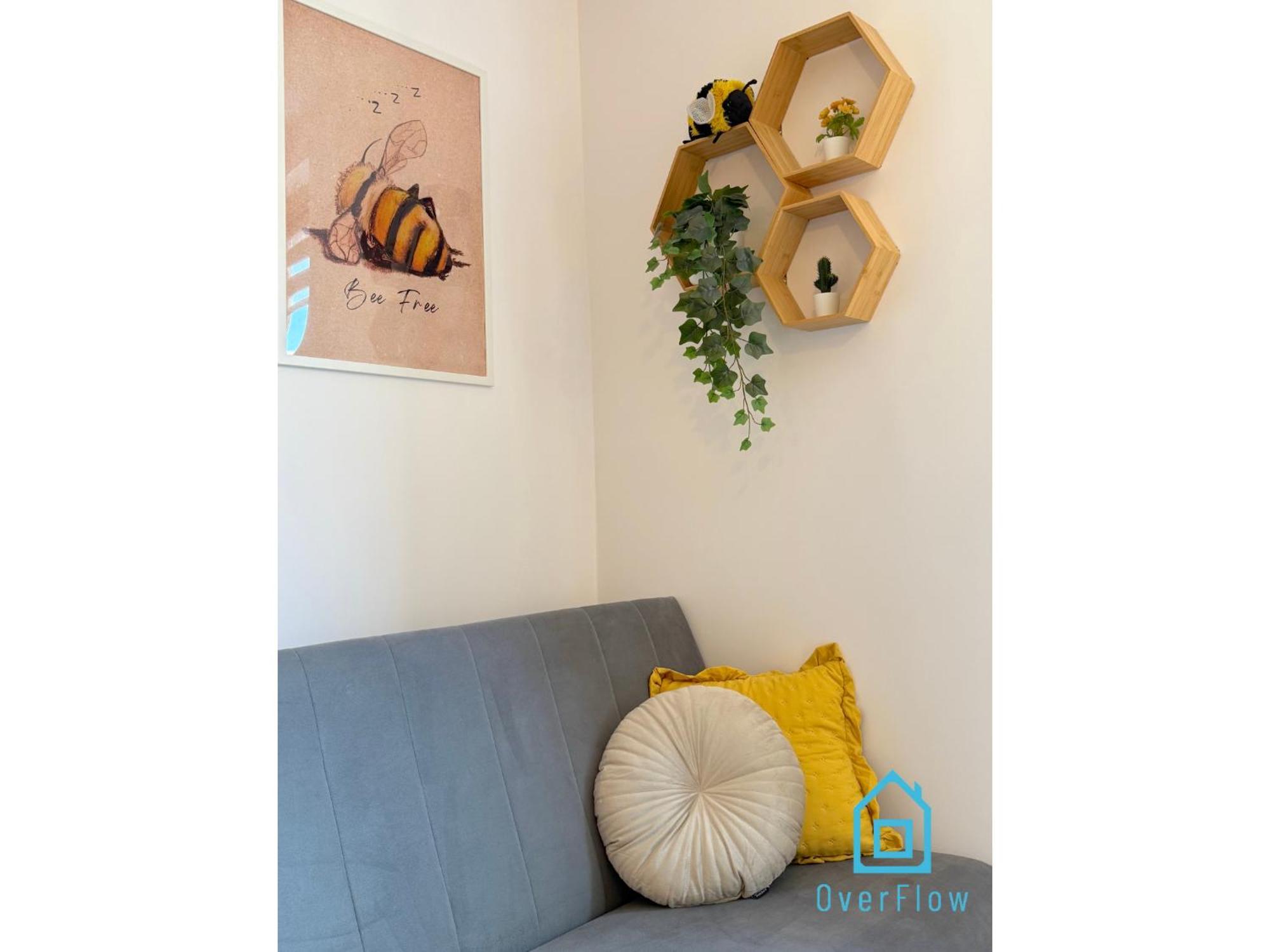 Apartment Honey Apartment- Cozy Retreat, 10 Minutes To Old Town *